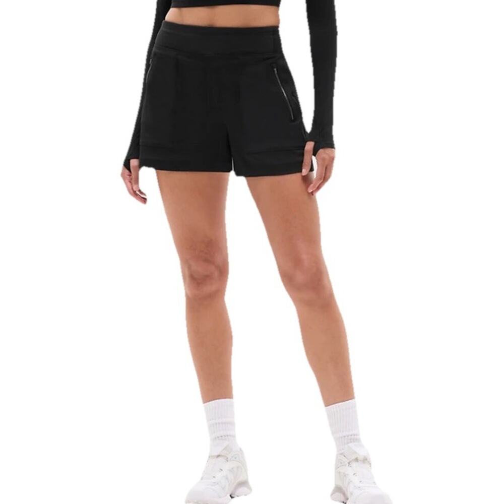 Athleta Trekkie North Mid-Rise Shorts Nylon Spandex Size 4 Black zip pockets